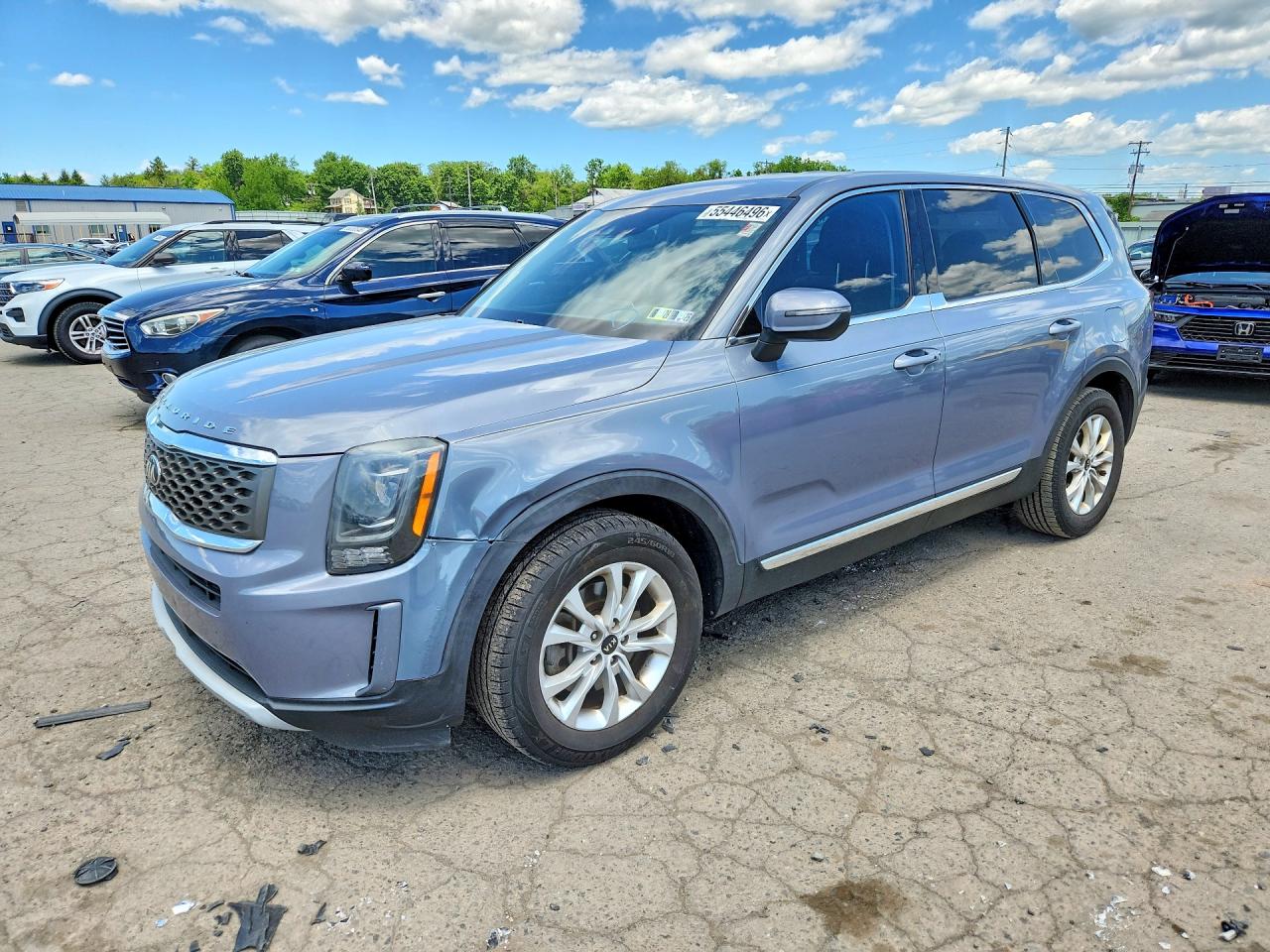 Salvage Kia Telluride Image
