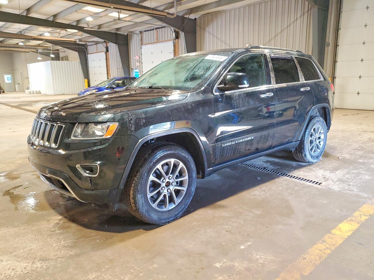 Salvage Jeep Grand Cherokee Image