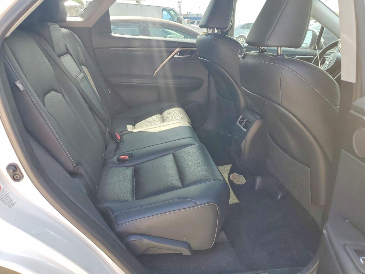 Lexus RX Base