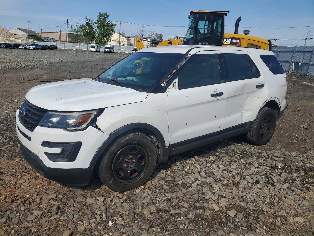 Salvage Ford Explorer Image