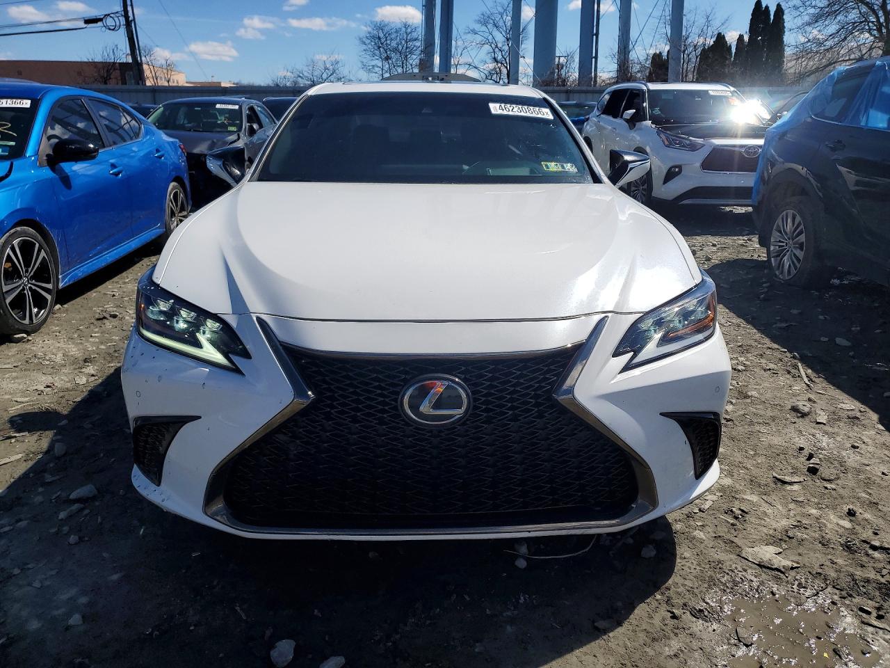 Lexus Es F Sport