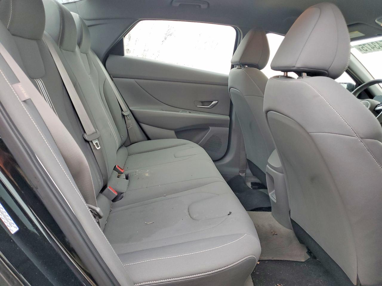 Hyundai ELANTRA Sel