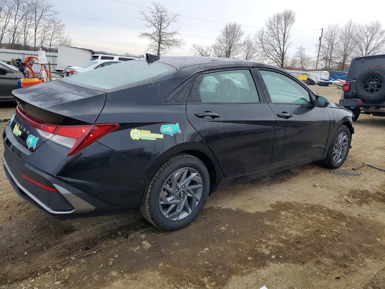 Hyundai ELANTRA Sel