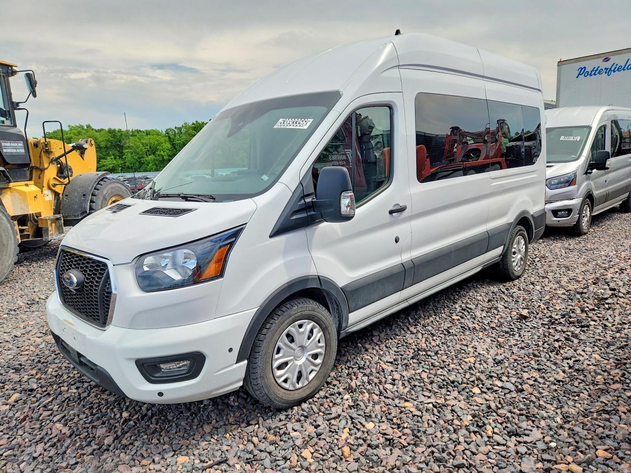 Salvage Ford Transit Image