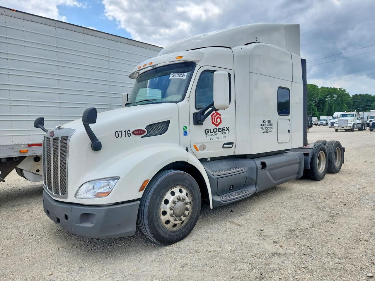 Peterbilt 579