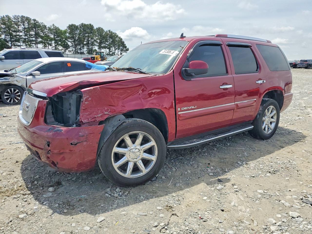 Salvage GMC Yukon Image