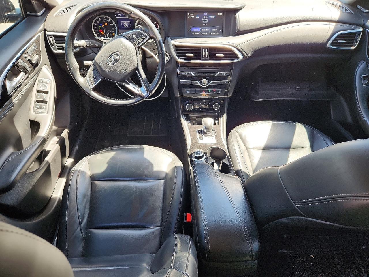 INFINITI Qx Base
