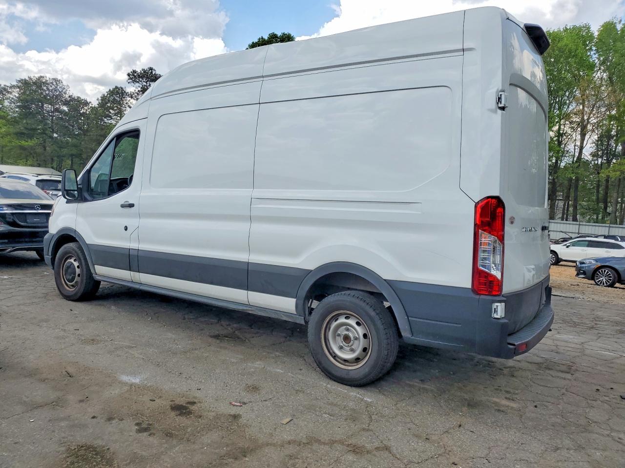 Ford Transit T-250