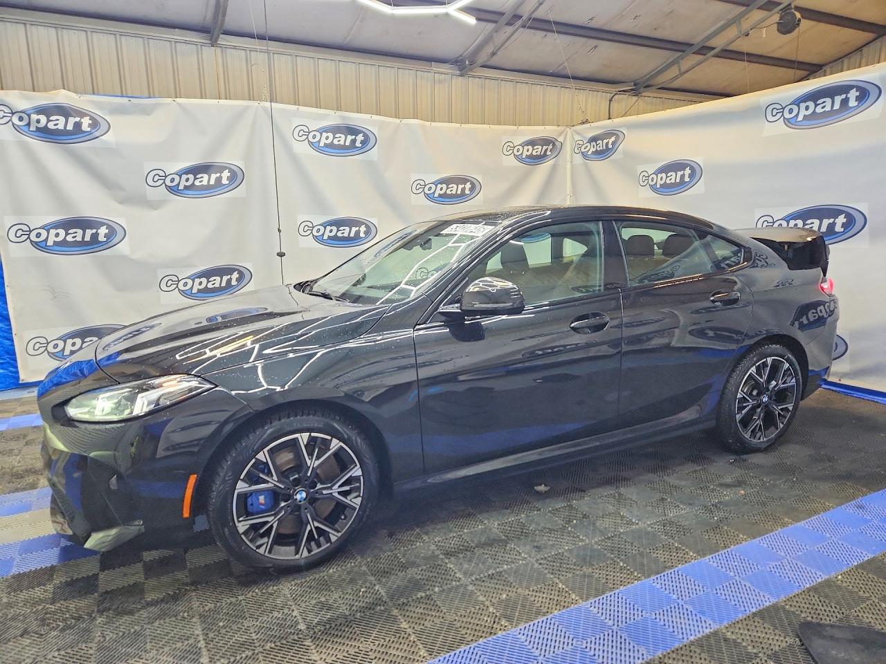 Salvage BMW 2 Series Image