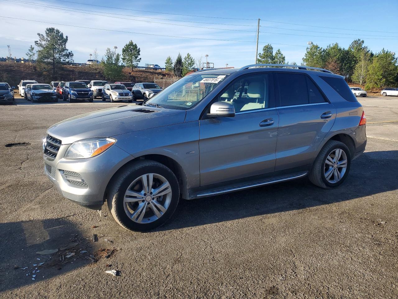 Mercedes-Benz M-Class 350 Bluetec