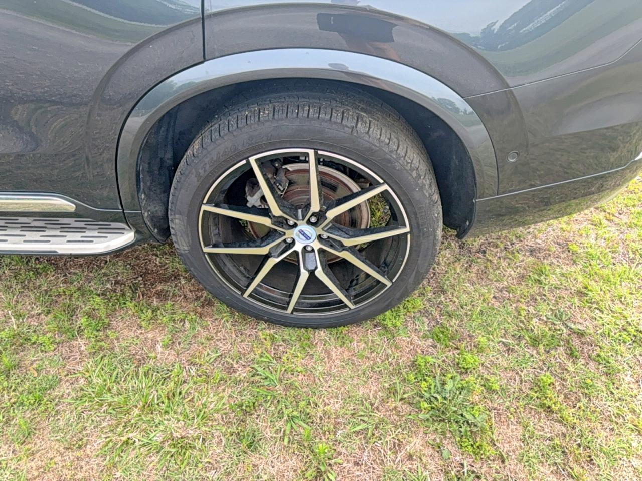 Volvo XC90 T6