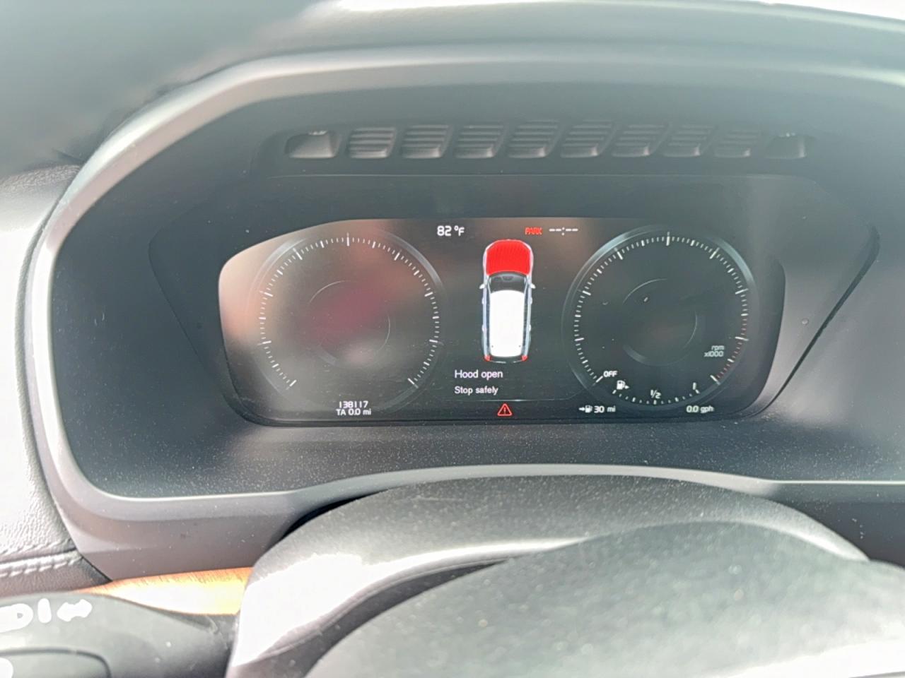Volvo XC90 T6