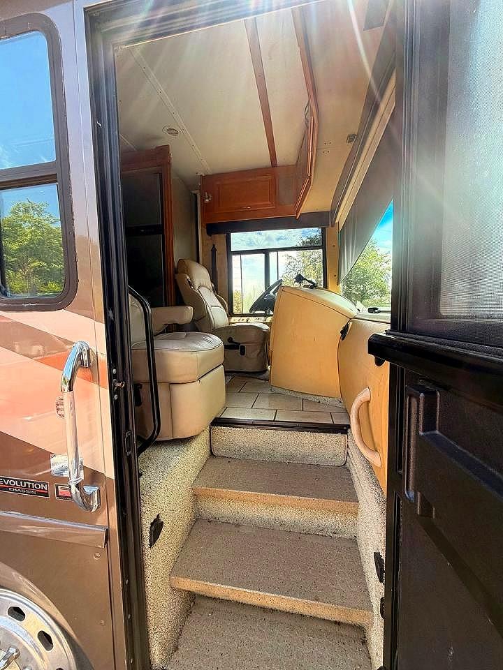 Freightliner Chassis X Line Motor Home