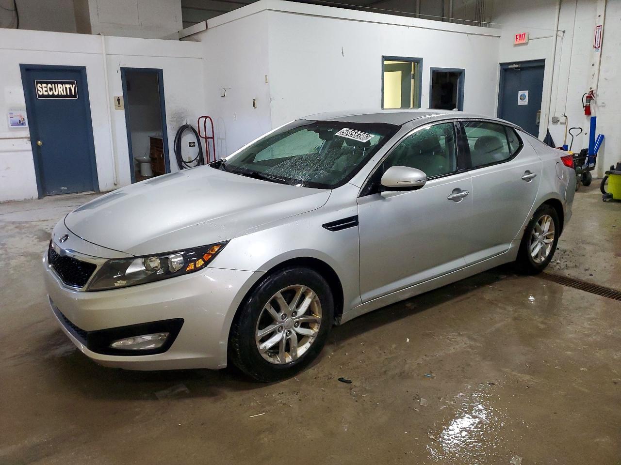 Salvage Kia Optima Image