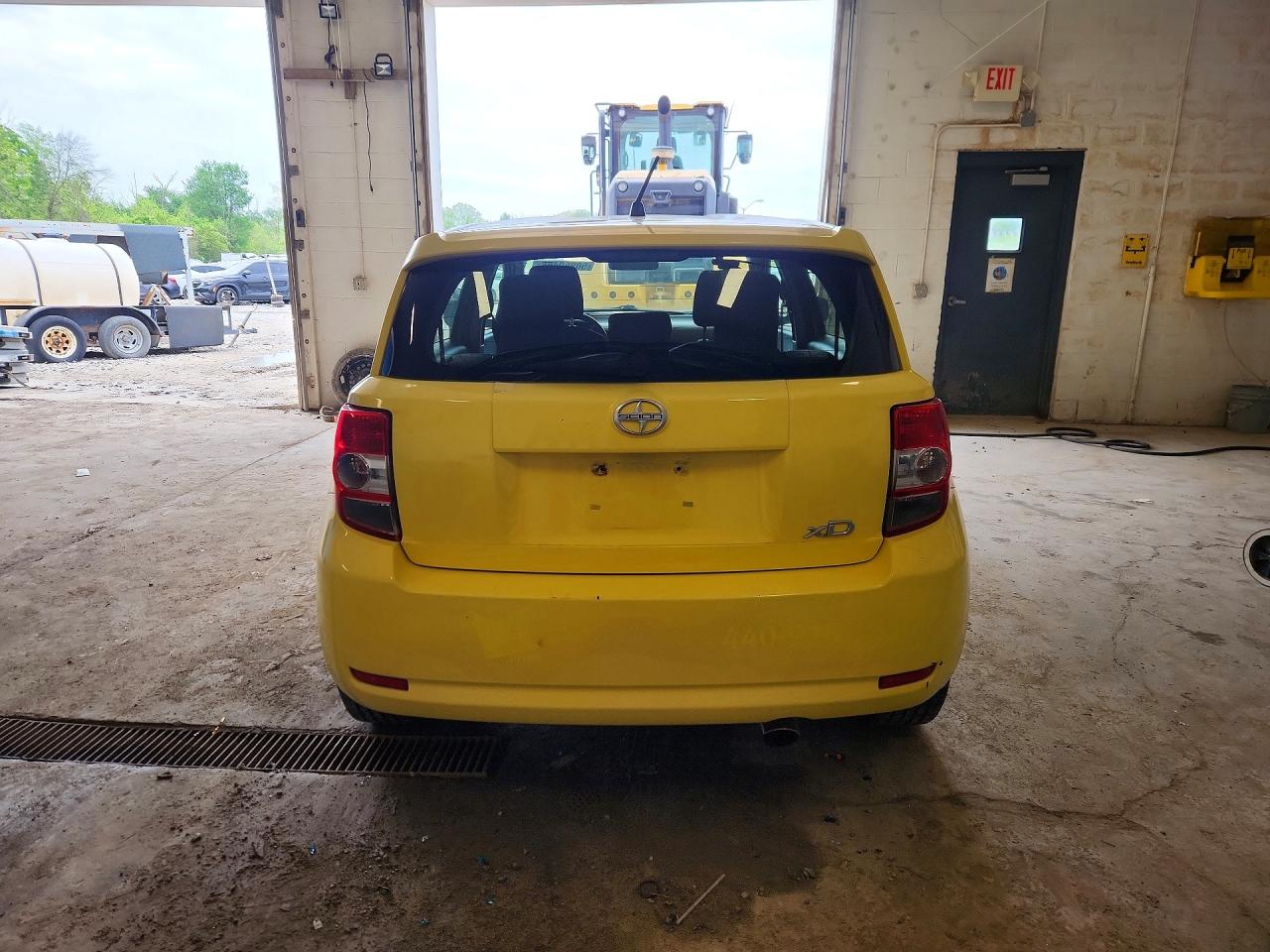 Scion xD Base