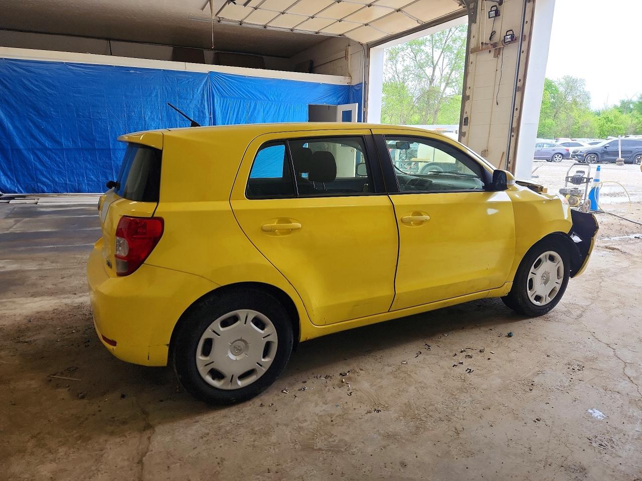 Scion xD Base