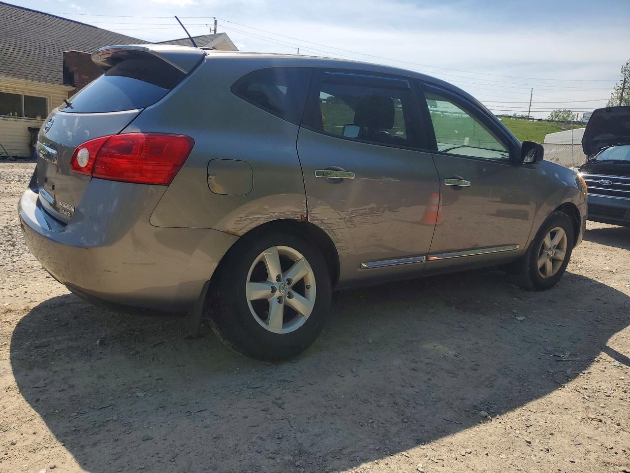 Nissan Rogue S