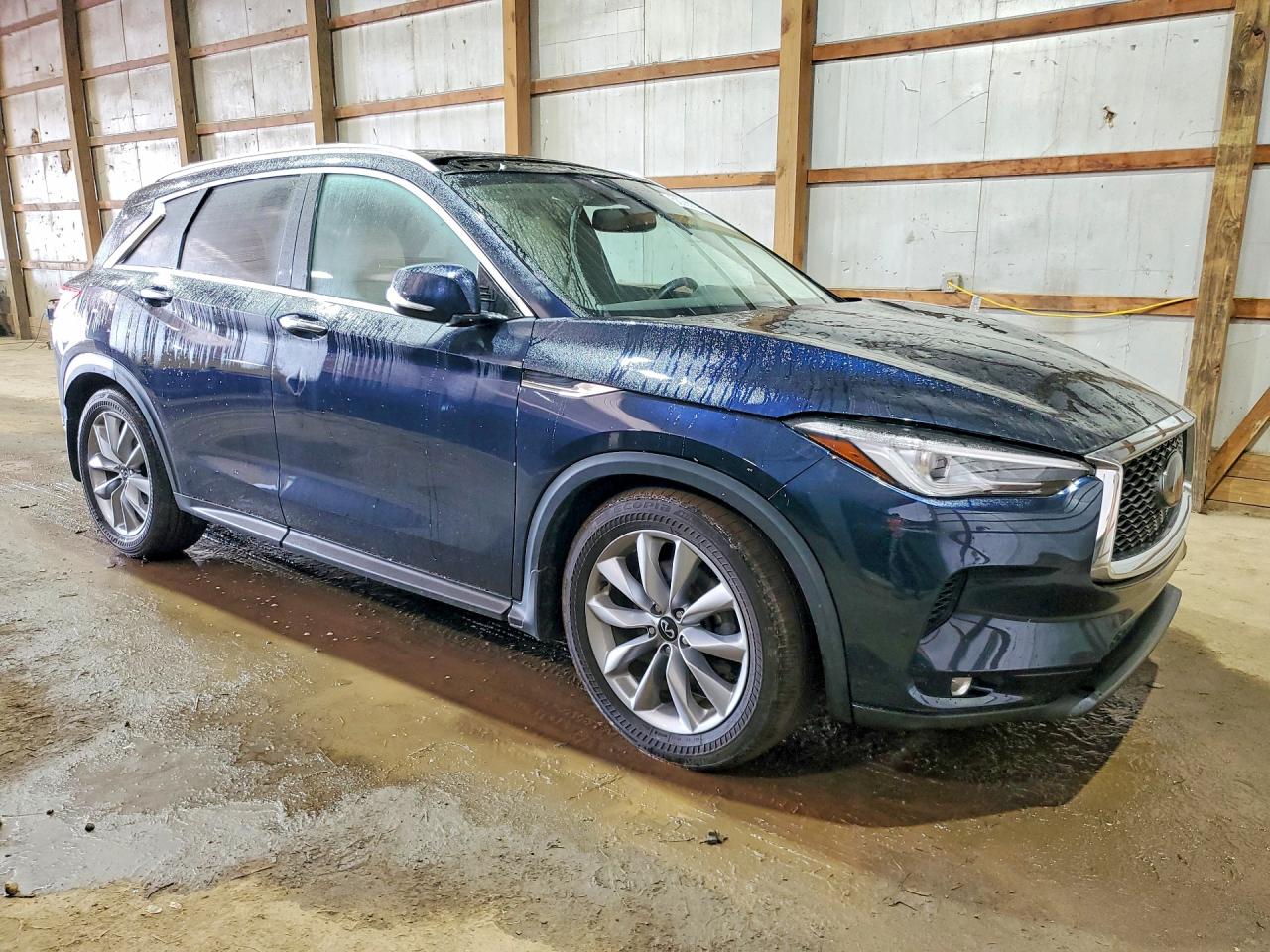INFINITI Qx Luxe