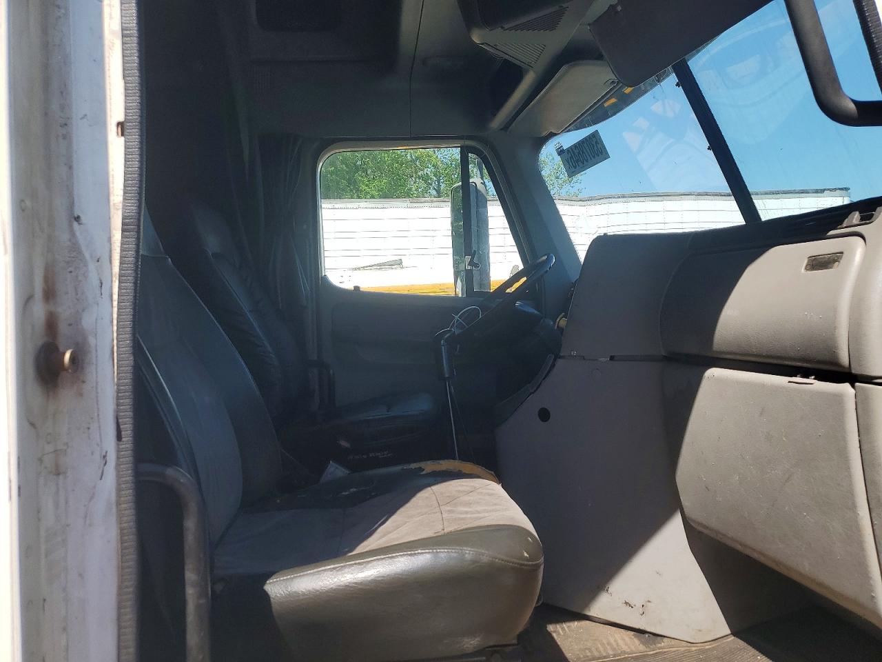 Freightliner Conventional Columbia