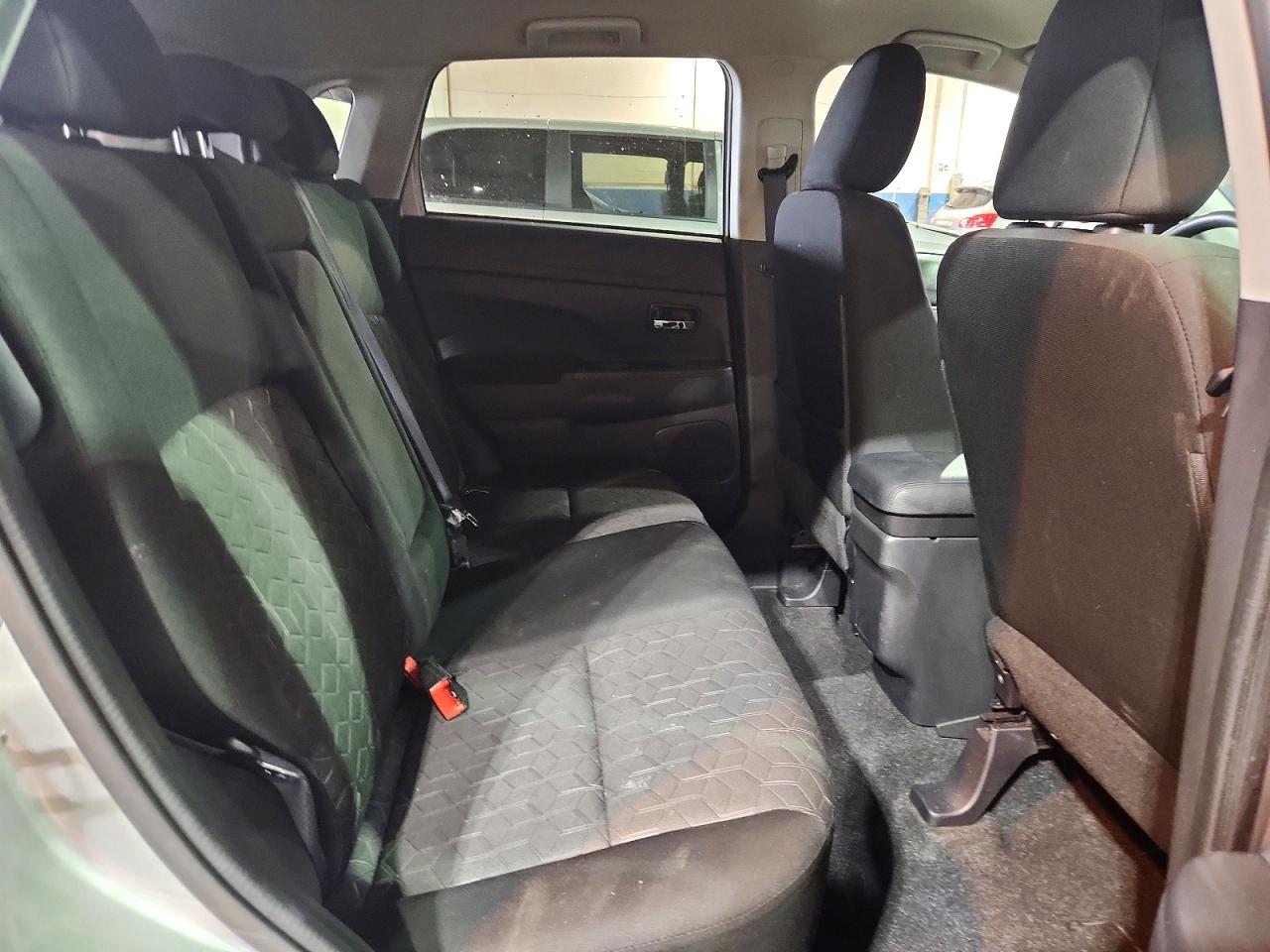 Mitsubishi Outlander S