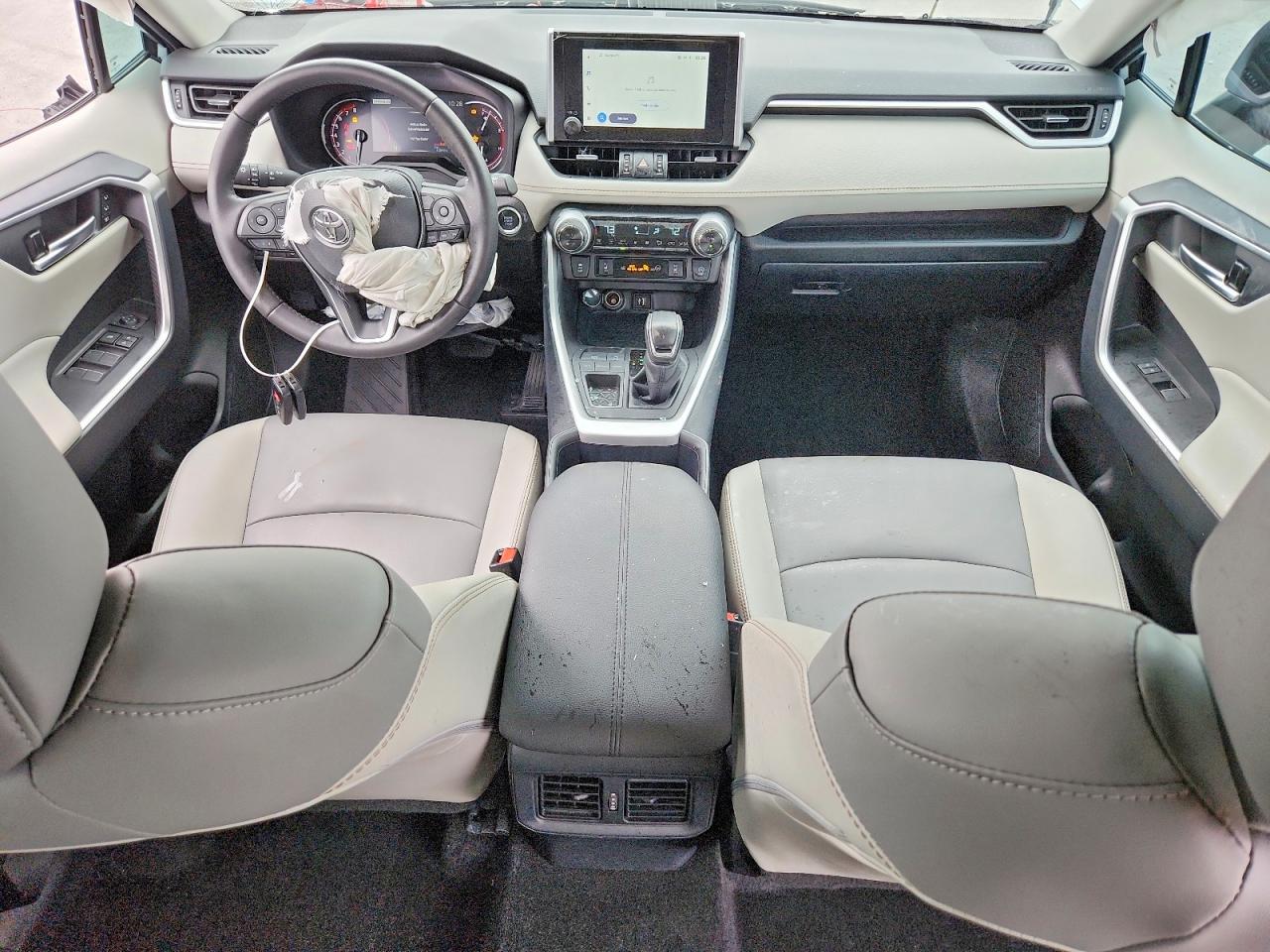 Toyota RAV4 Xle Premium