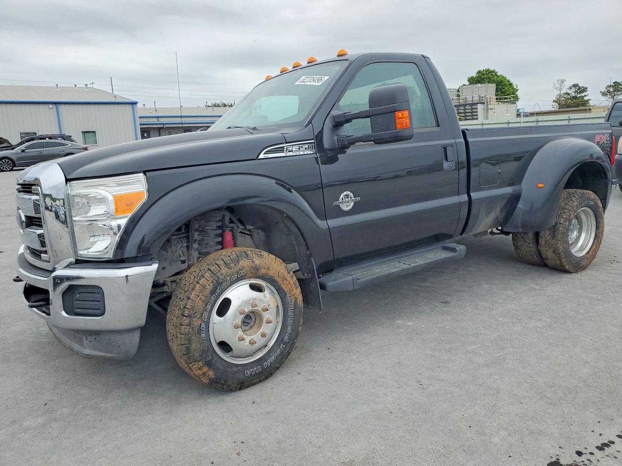 Salvage Ford F-350 Image