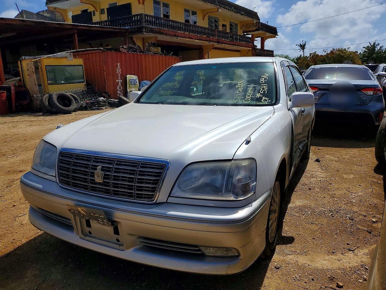 Salvage Toyota Crown Roya Image