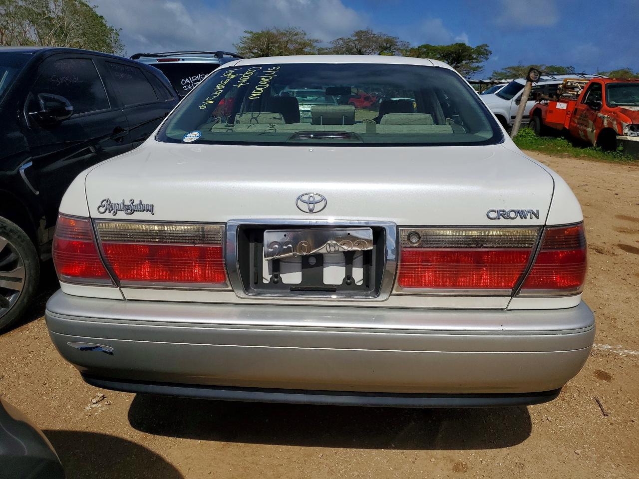 Toyota Crown Roya