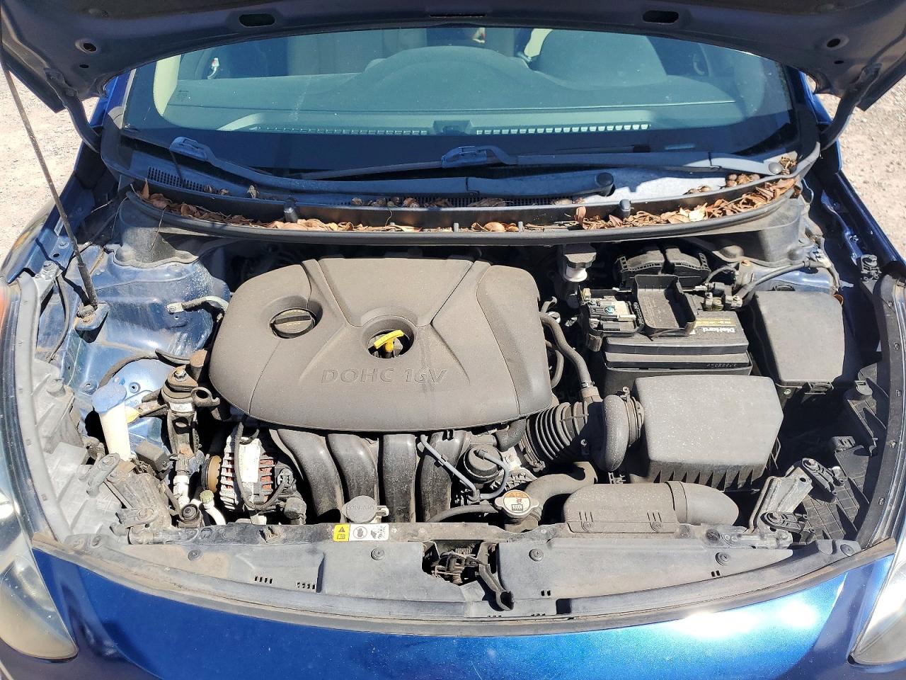 Hyundai ELANTRA Base
