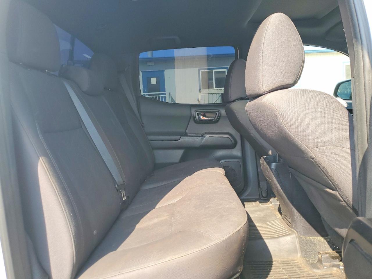 Toyota Tacoma Sr5 V6