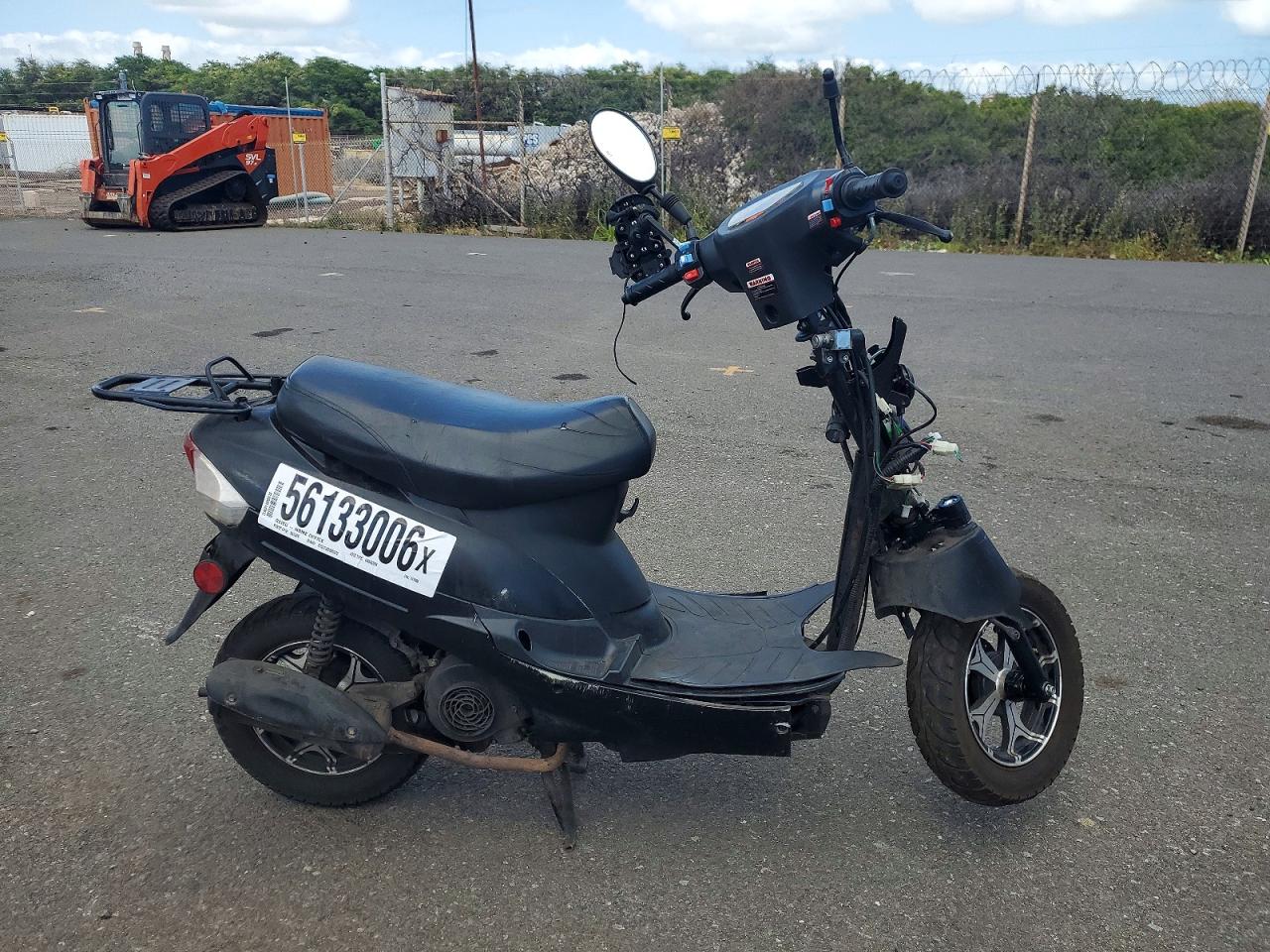 Salvage Moped Baodia Image