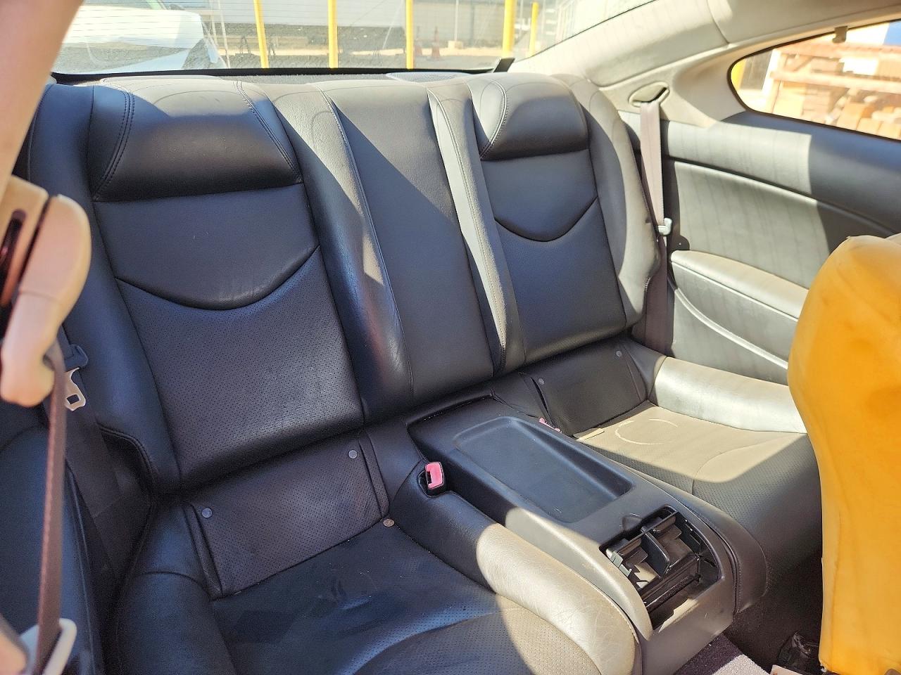 INFINITI G37 Base
