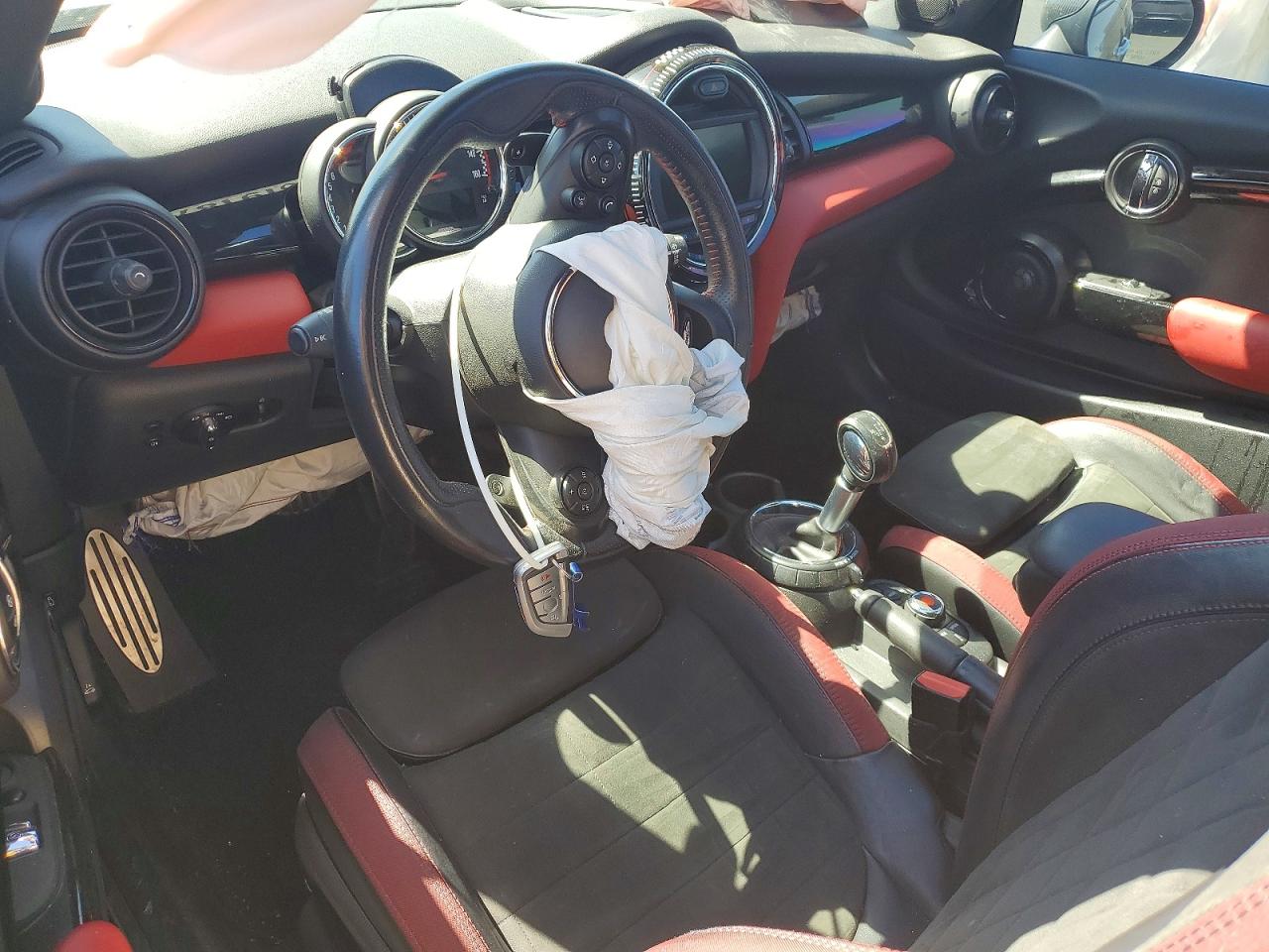 MINI Cooper John Cooper Works