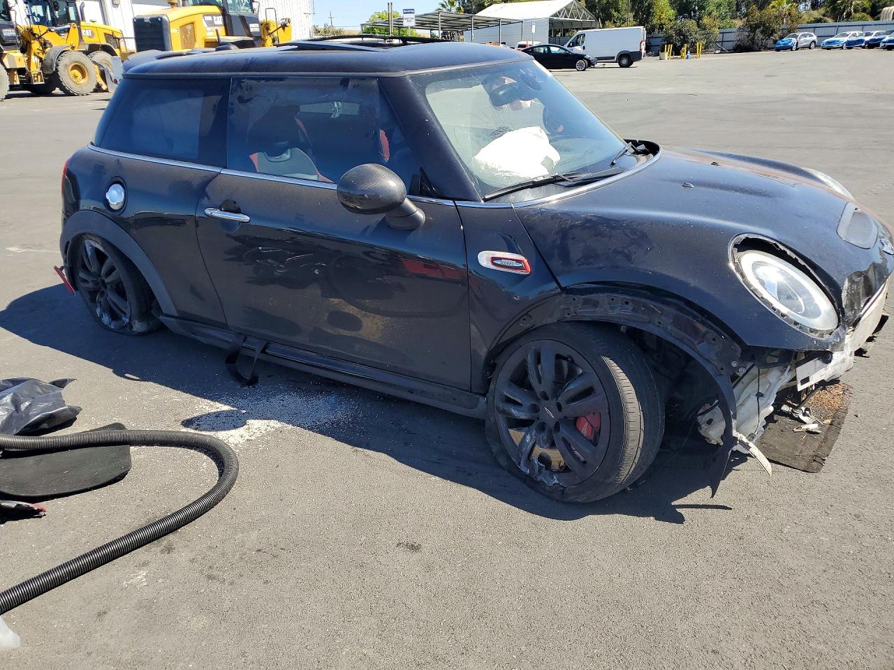 MINI Cooper John Cooper Works