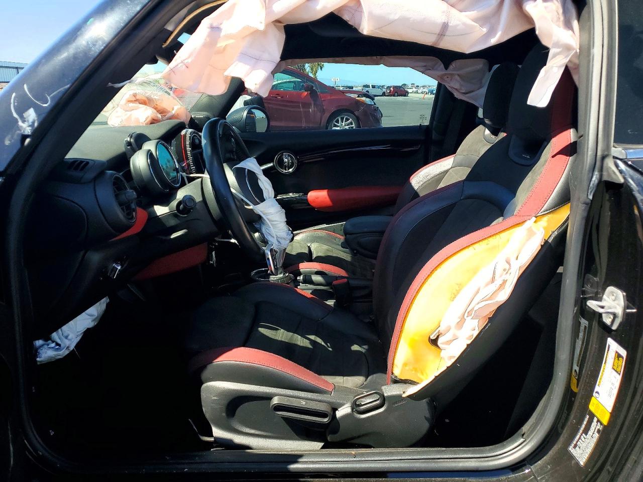 MINI Cooper John Cooper Works