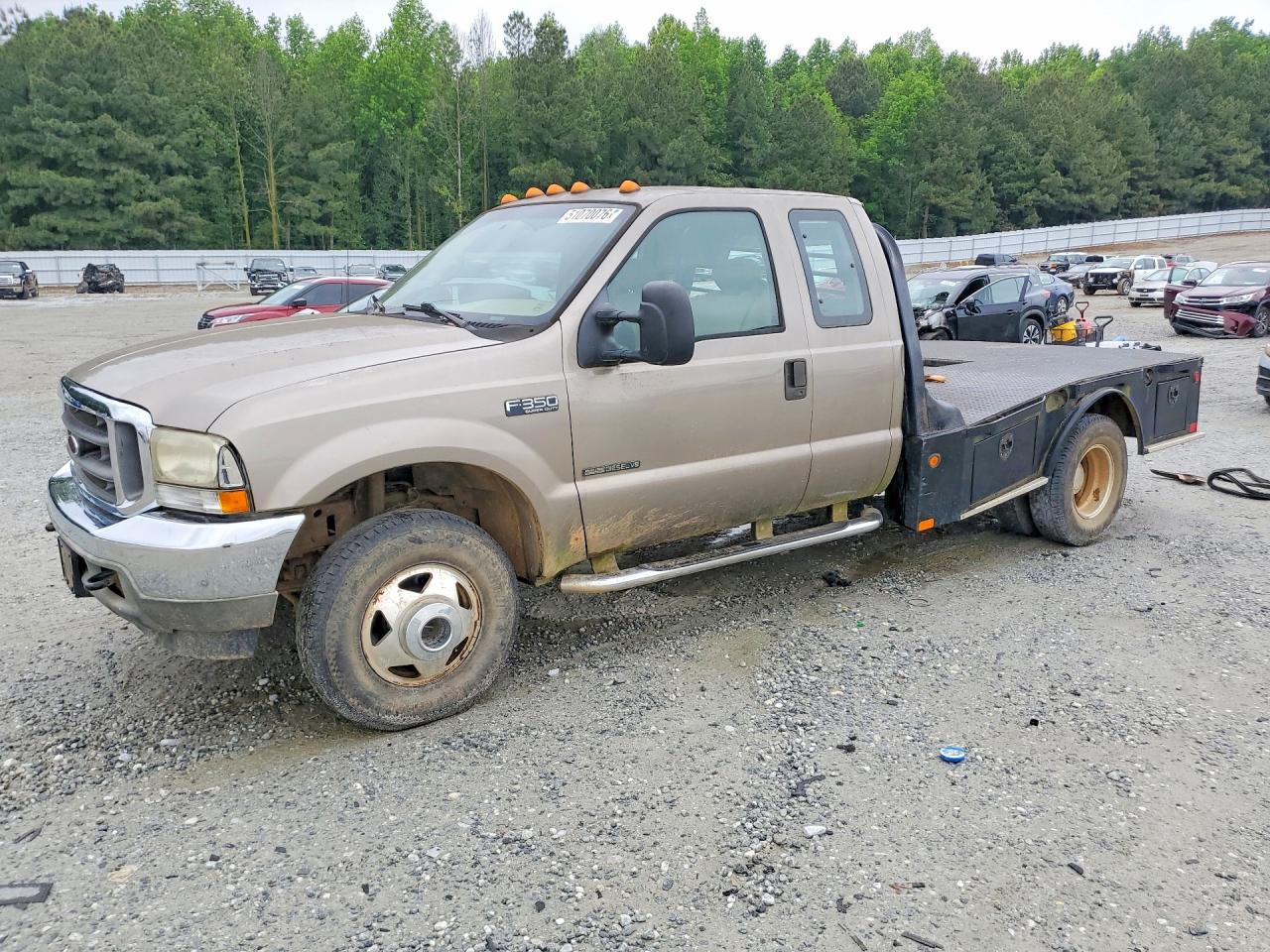 Salvage Ford F-350 Image