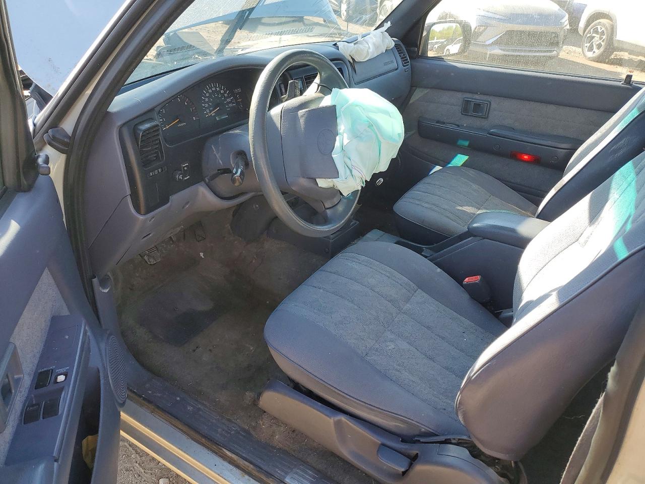 Toyota Tacoma Xtracab