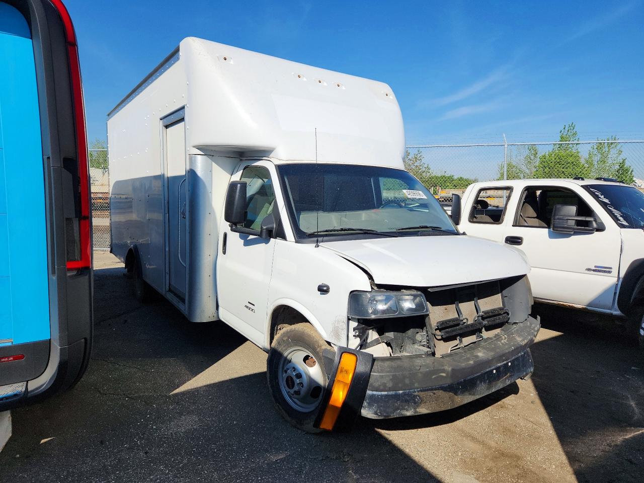 GMC Savana Cutaway G4500