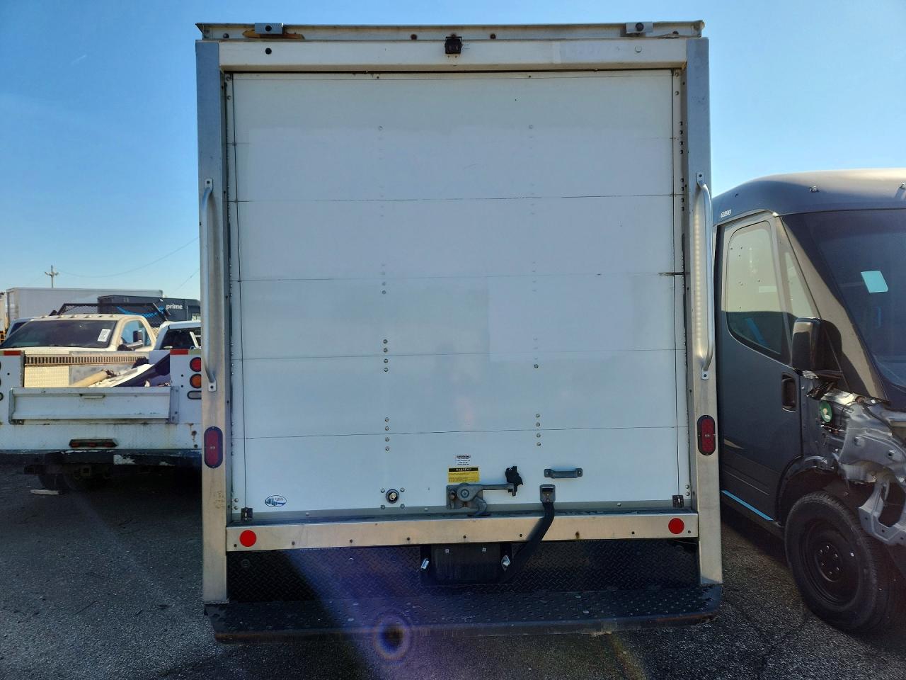 GMC Savana Cutaway G4500