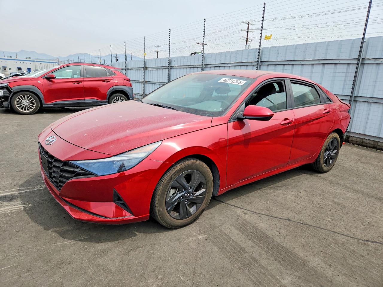Salvage Hyundai ELANTRA Image
