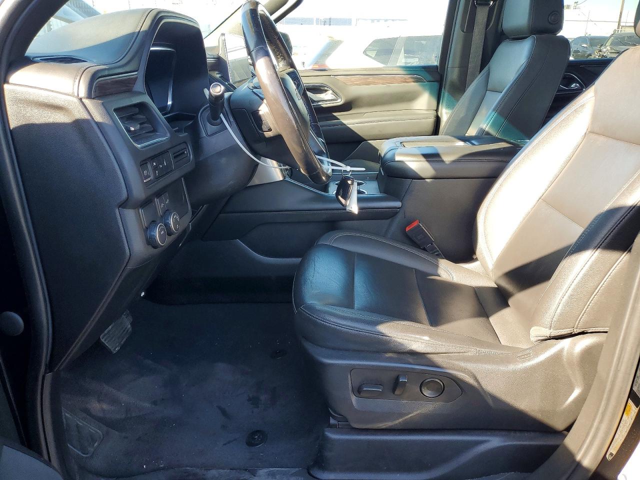 Chevrolet Suburban C1500 Lt