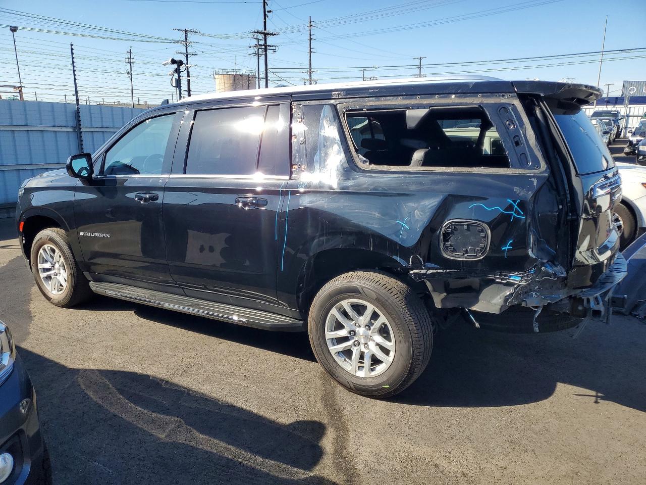 Chevrolet Suburban C1500 Lt