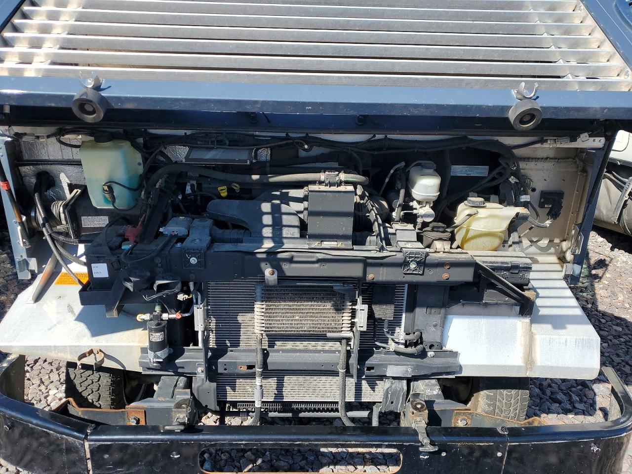 Ford Econoline E450 Super Duty Commercial Str