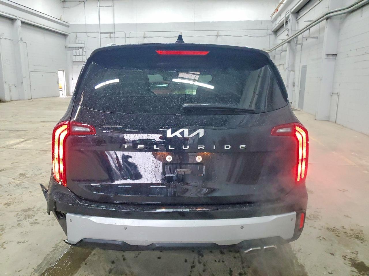 Kia Telluride S