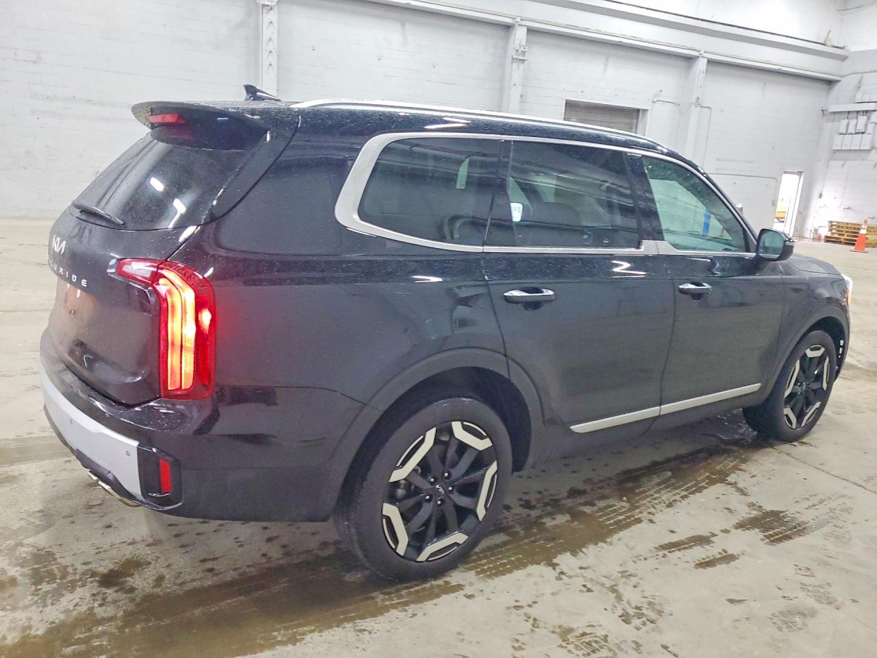 Kia Telluride S