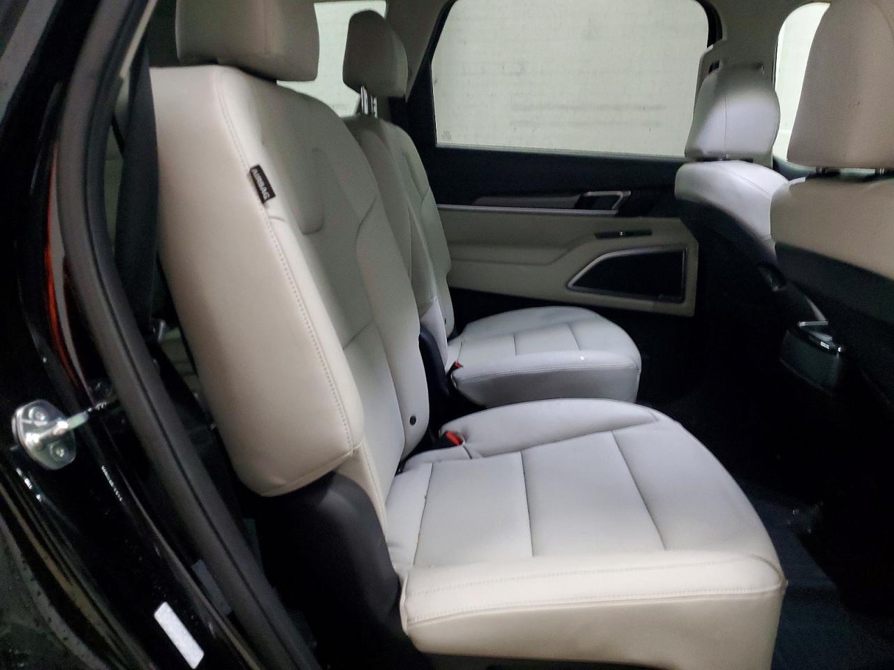 Kia Telluride S