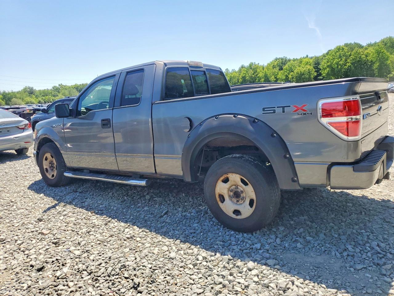 Ford F-150 Super Cab