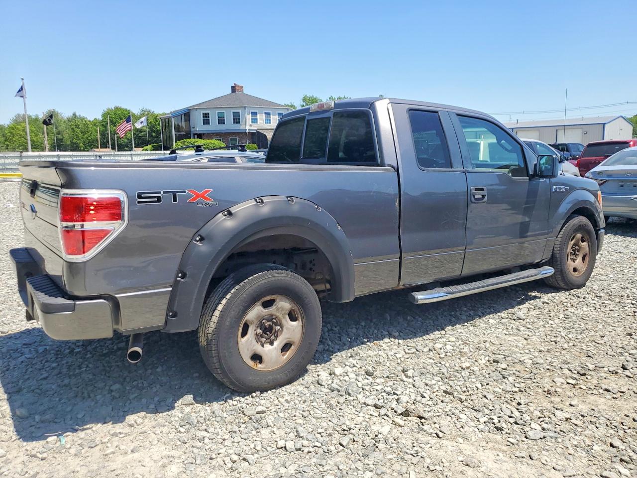 Ford F-150 Super Cab
