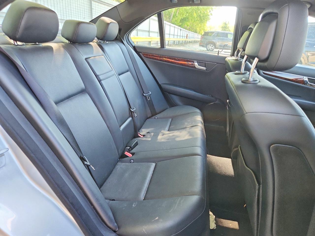 Mercedes-Benz C-Class 300 4matic