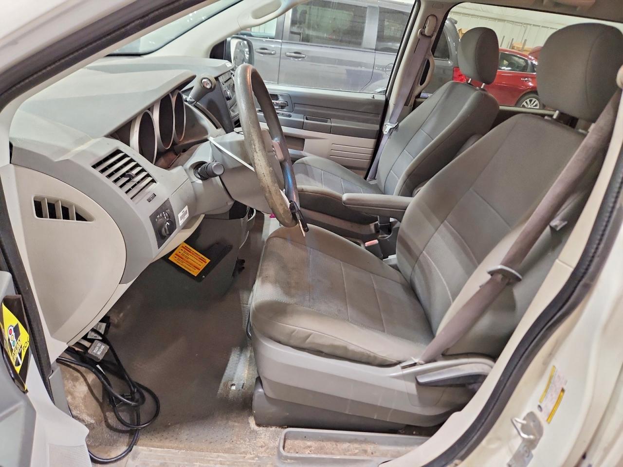 Dodge Caravan Se